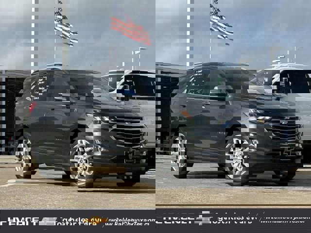Used 2018 Chevrolet Equinox Premier image 2