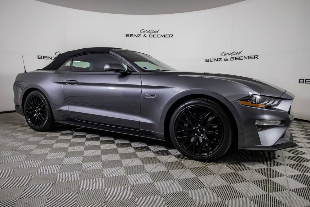 Used 2021 Ford Mustang GT Premium w/ GT Performance Package RWD image 2