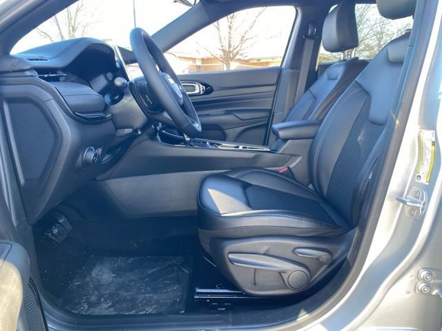 New 2026 Jeep Compass Altitude image 19