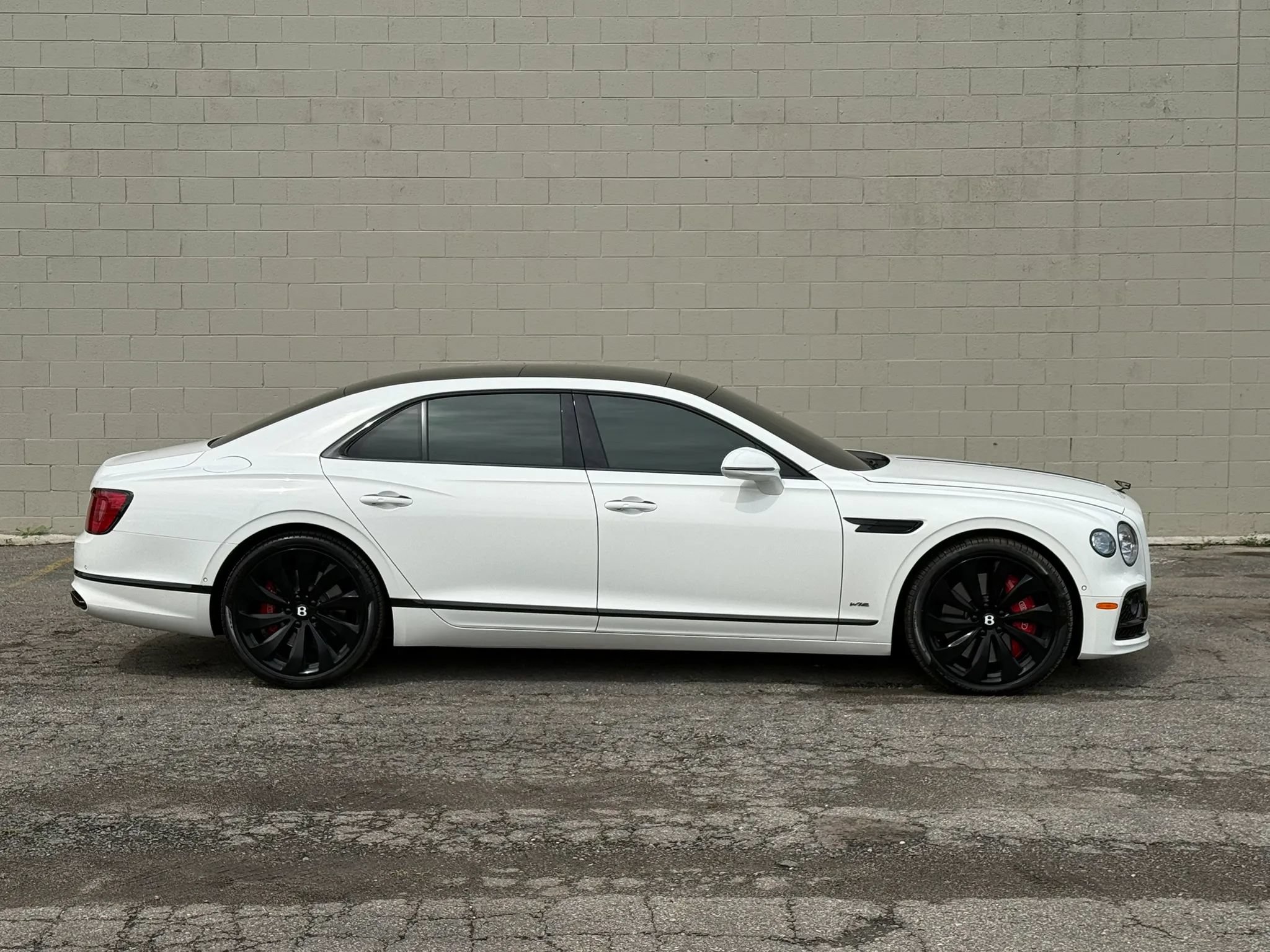 Used 2021 Bentley Flying Spur W12 AWD/4WD image 34