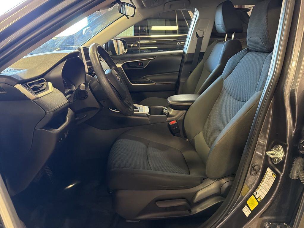 Used 2024 Toyota RAV4 LE image 11