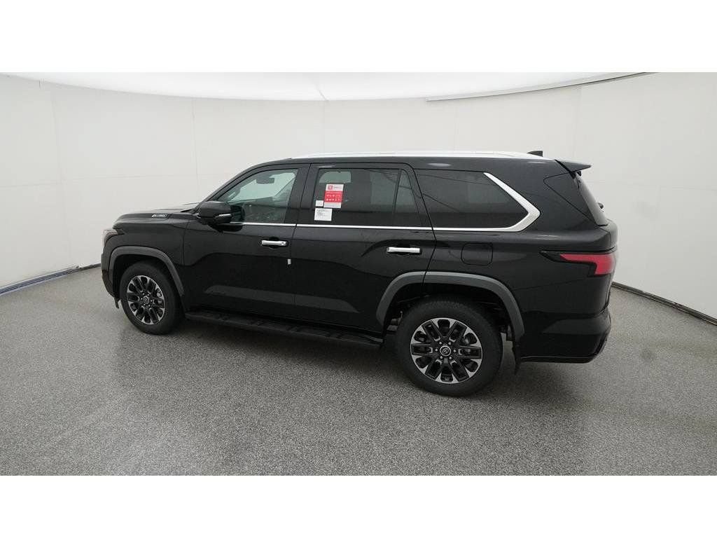 Used 2024 Toyota Sequoia Limited w/ Tow Technology Package AWD/4WD image 6