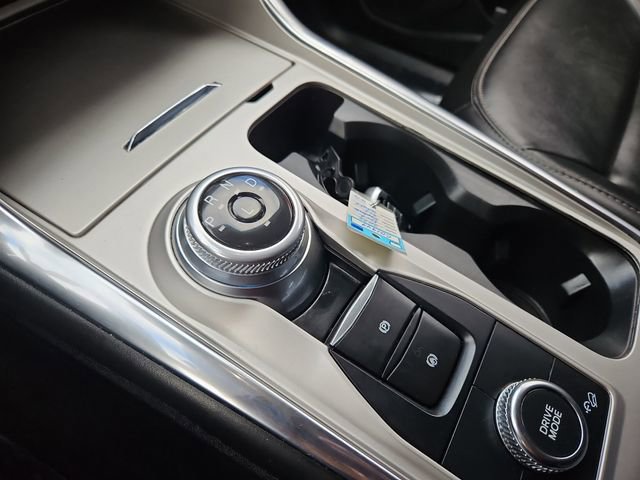 Used 2022 Ford Explorer XLT w/ Equipment Group 202A image 30