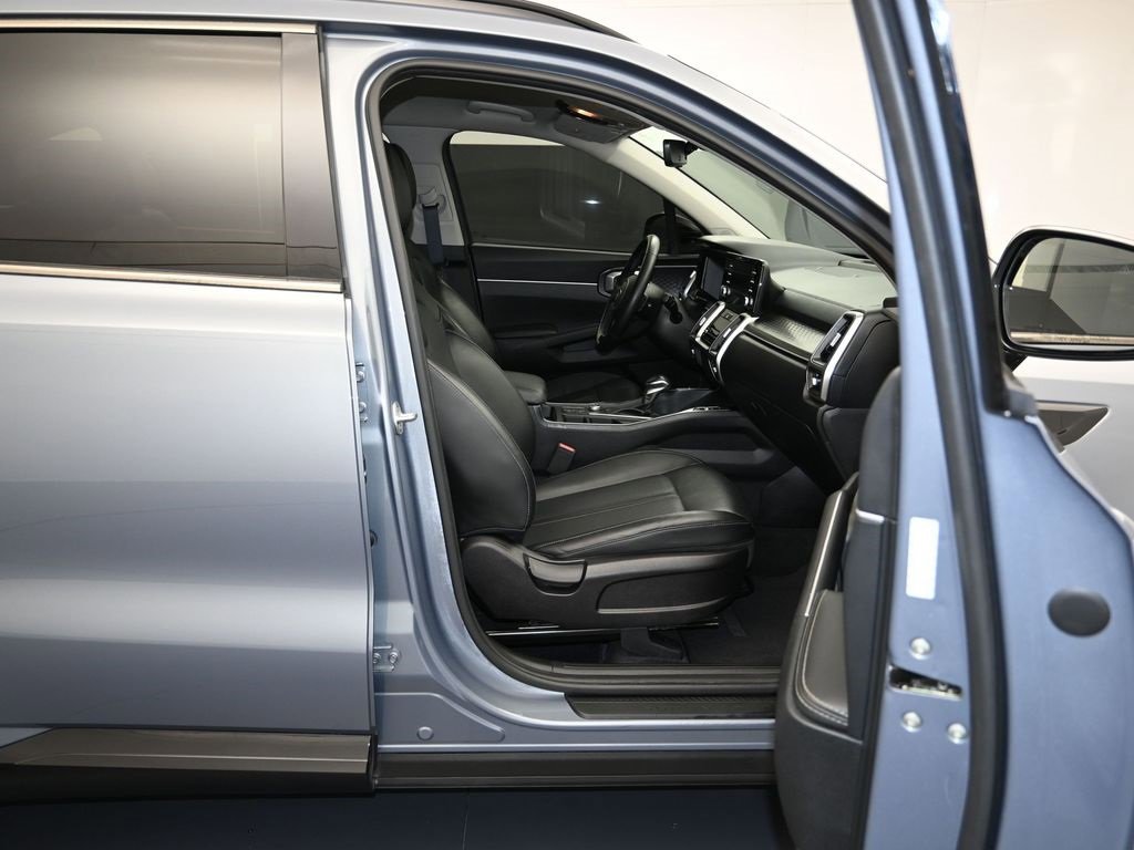 Used 2021 Kia Sorento S image 27