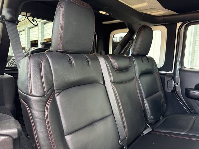 Used 2018 Jeep Wrangler Unlimited Rubicon image 15