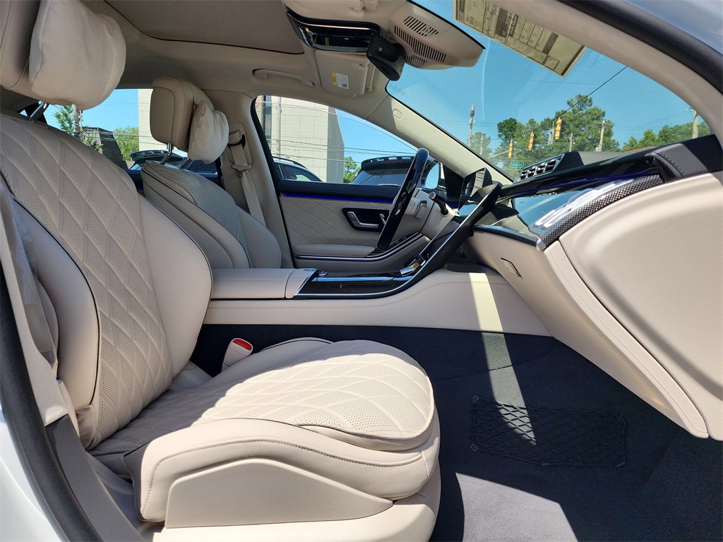 New 2025 Mercedes-Benz S 580 4MATIC Sedan image 18