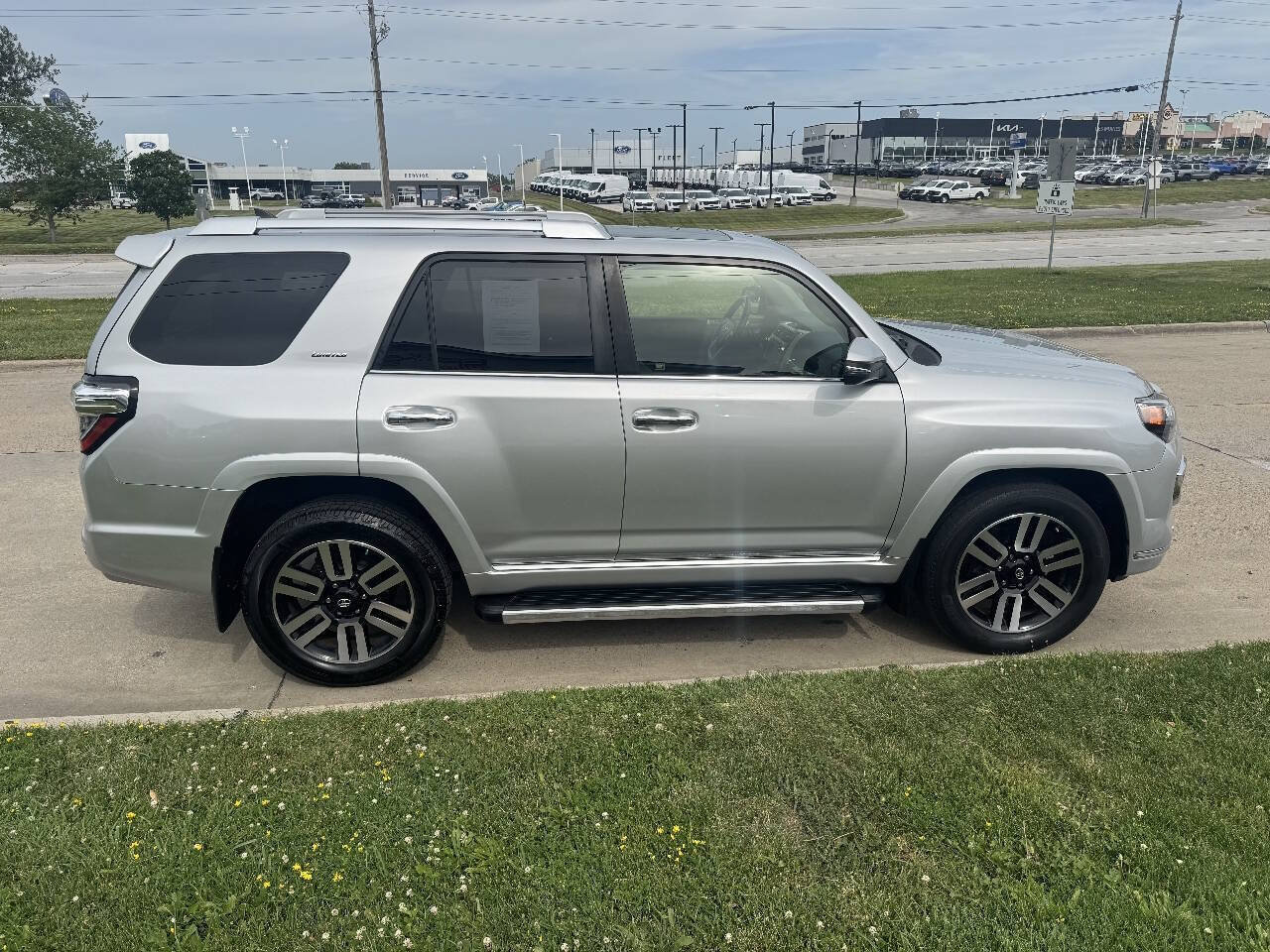 Used 2014 Toyota 4Runner Trail Premium AWD/4WD image 6