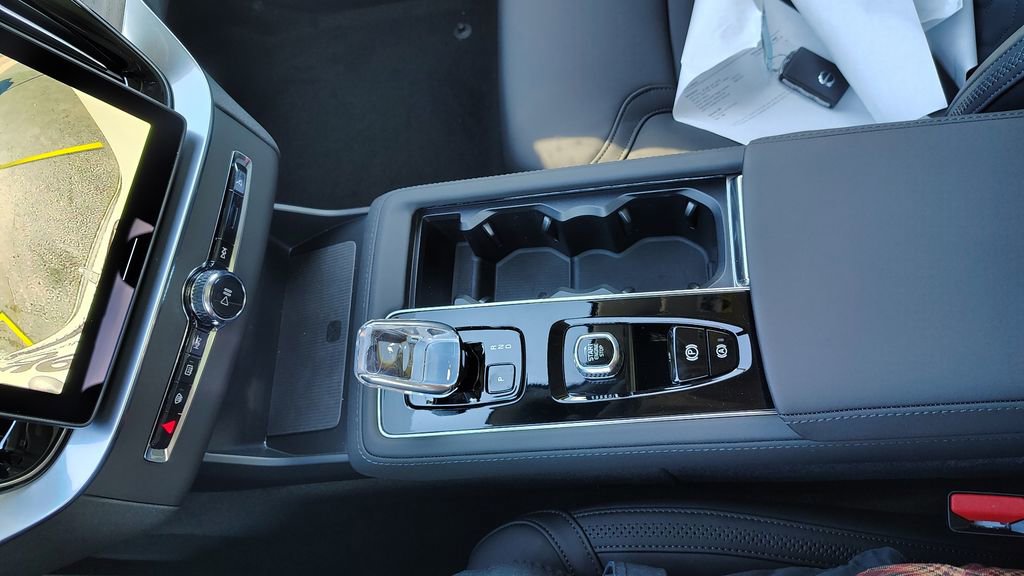 New 2026 Volvo XC90 B6 Plus image 23