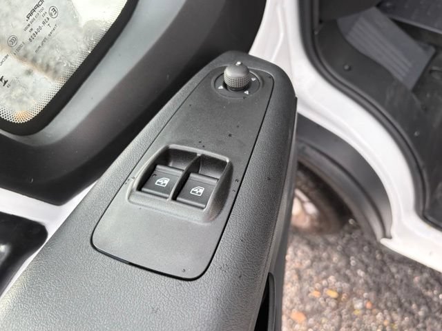 New 2026 RAM ProMaster 3500 w/ Convenience Group FWD image 12