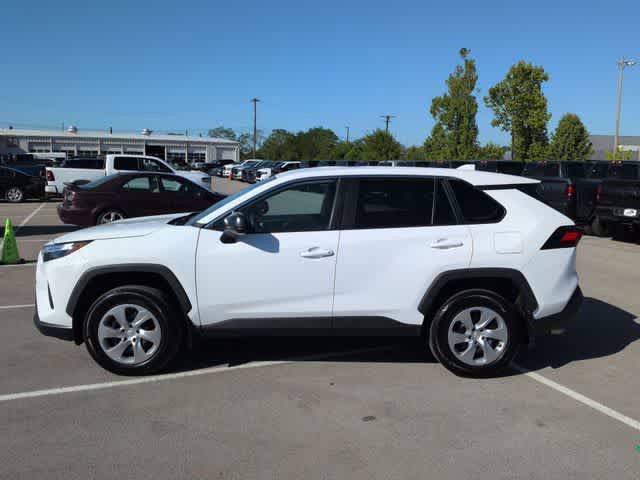 Used 2023 Toyota RAV4 LE FWD image 5