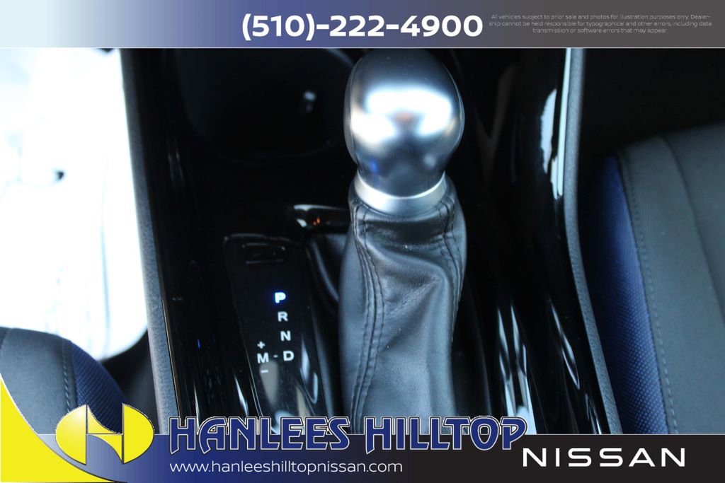 Used 2020 Toyota C-HR XLE FWD image 19