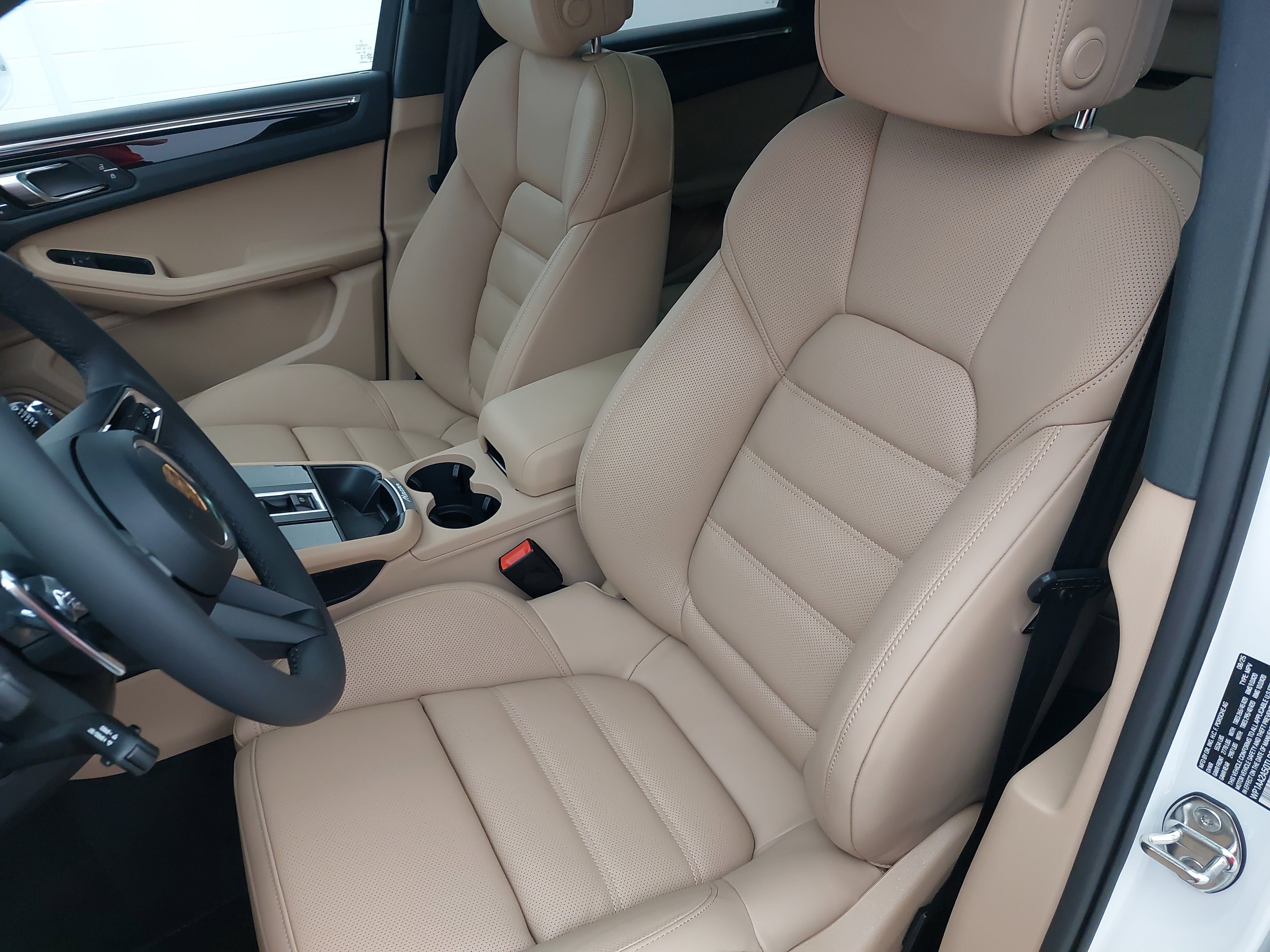 New 2026 Porsche Macan image 17