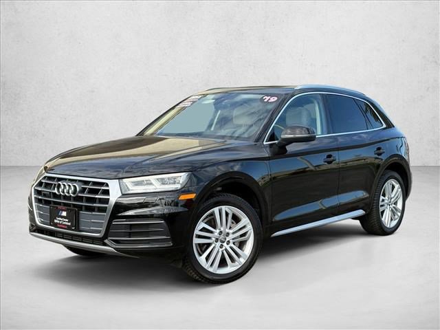 Used 2019 Audi Q5 2.0T Premium Plus w/ Premium Plus Package image 1