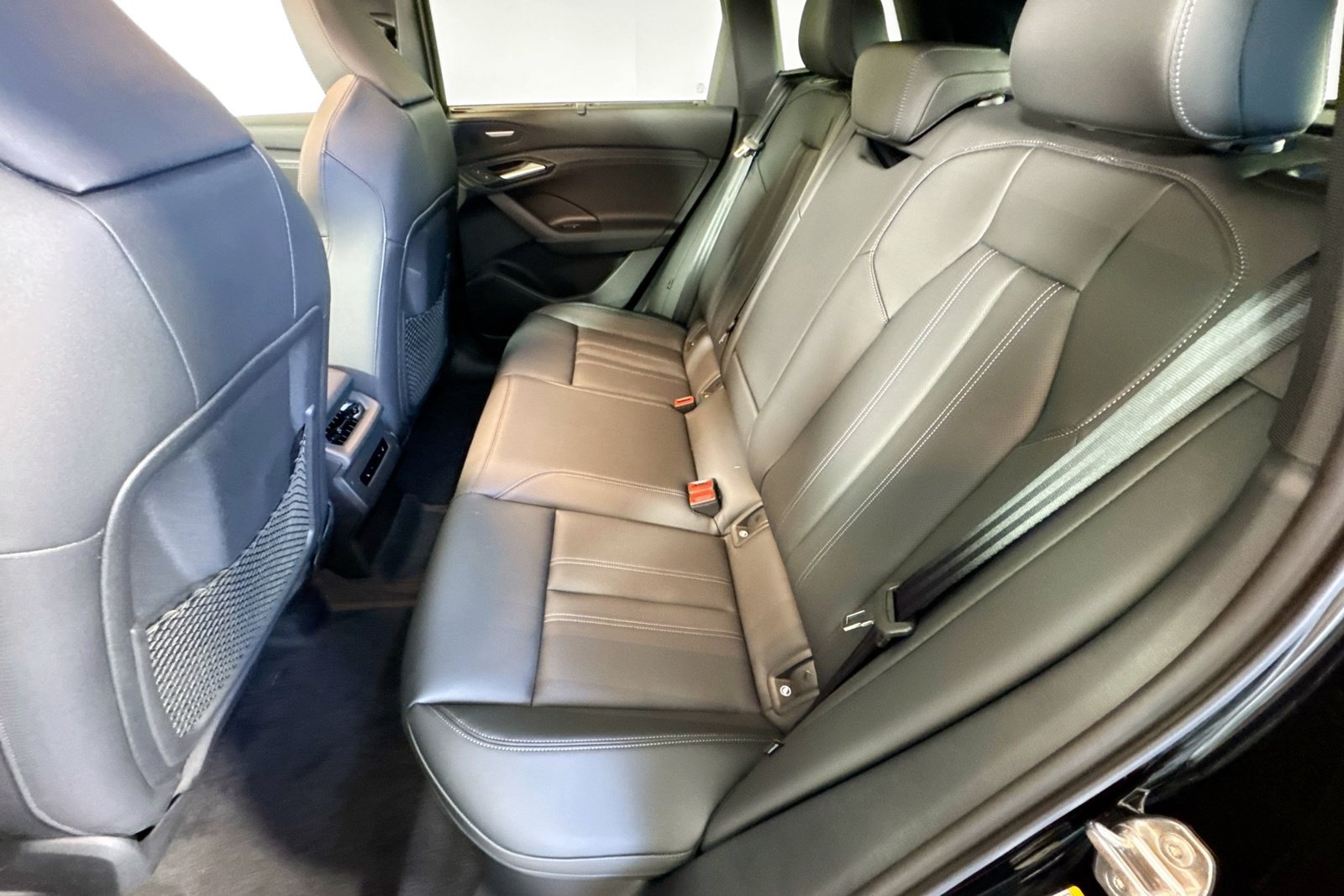 New 2027 Audi SQ6 e-tron Premium Plus AWD/4WD image 21