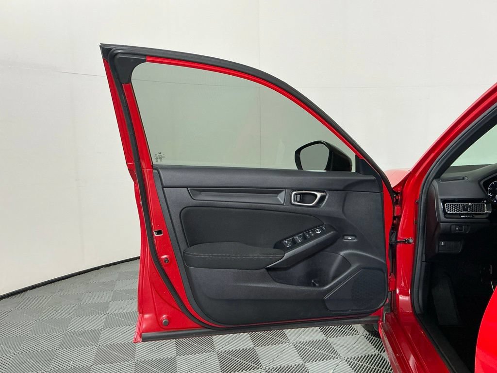 Used 2025 Honda Civic Sport image 19