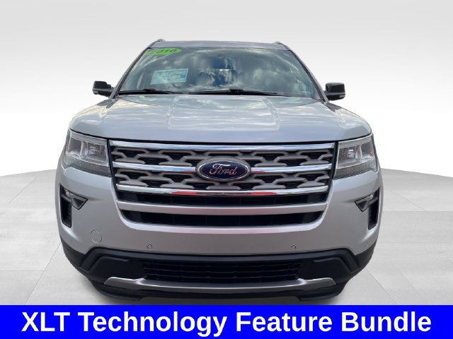 Used 2018 Ford Explorer XLT w/ Equipment Group 202A AWD/4WD image 8