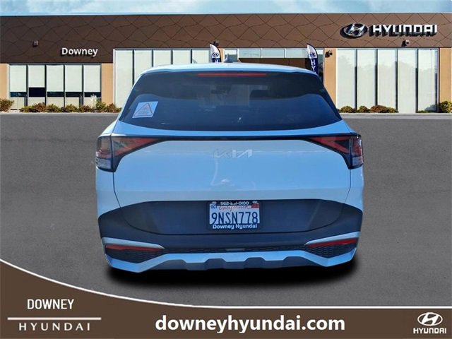 Used 2023 Kia Sportage EX image 4