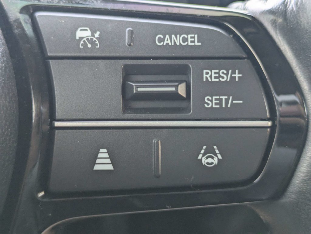 Used 2023 Honda HR-V EX-L image 28