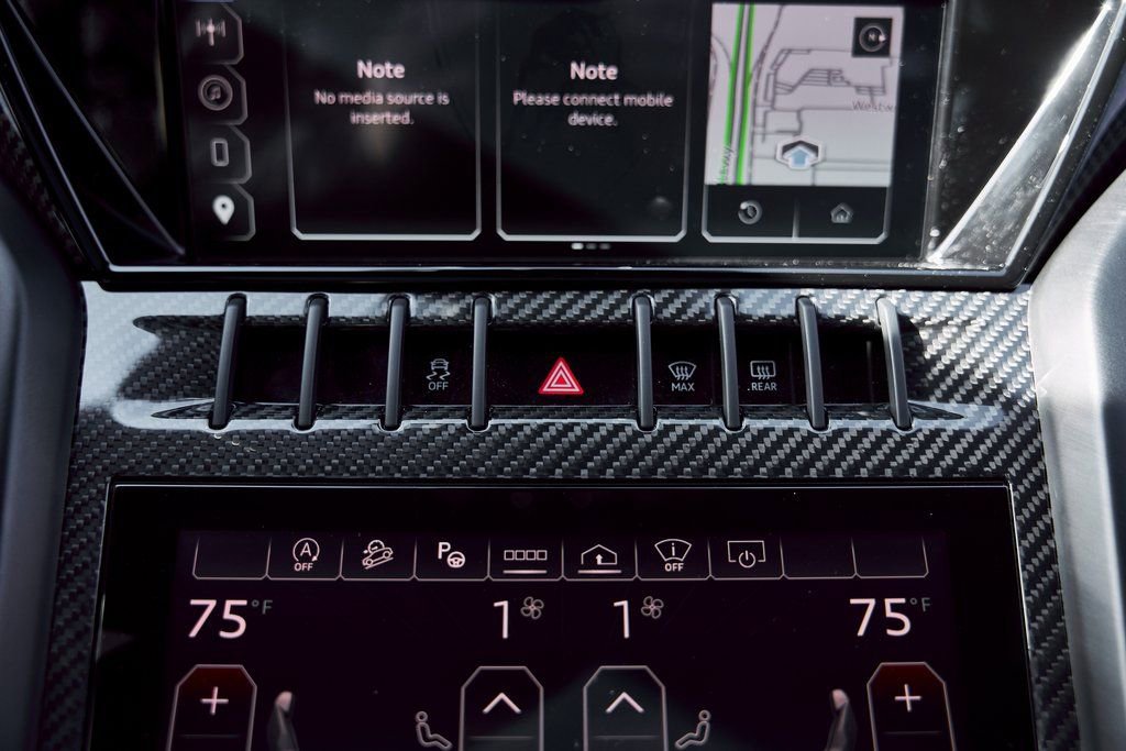 Used 2024 Lamborghini Urus S image 81