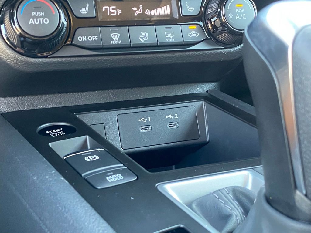 New 2026 Nissan Kicks SV w/ SV Premium Package image 26