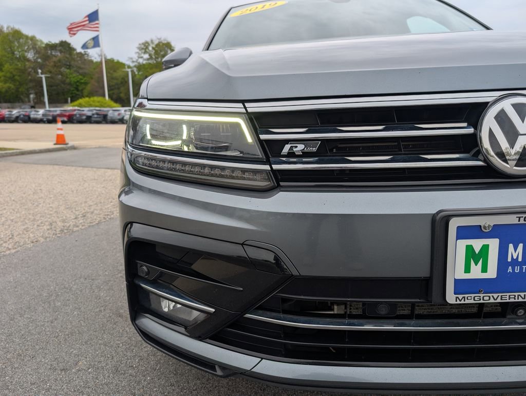 Used 2019 Volkswagen Tiguan SEL Premium AWD/4WD image 9