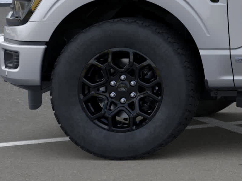 New 2025 Ford F150 XLT image 19