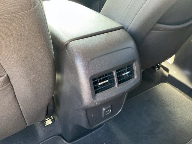 Used 2019 Chevrolet Equinox LT FWD image 33