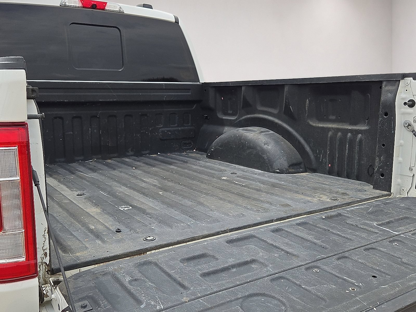 Used 2023 Ford F150 Lariat w/ Equipment Group 502A High AWD/4WD image 14