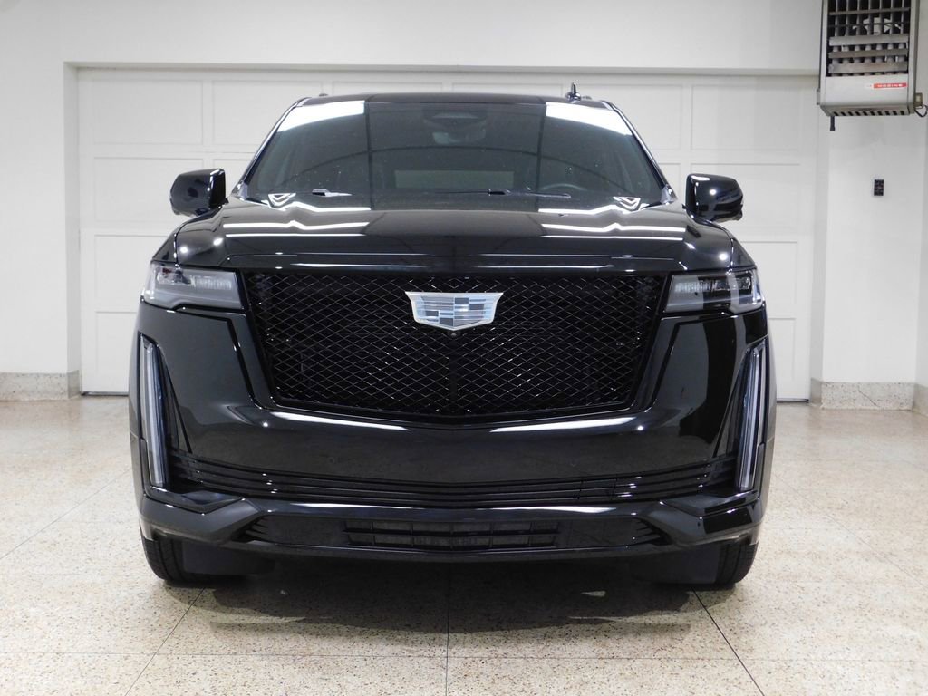 Used 2024 Cadillac Escalade ESV Sport w/ Touring Package AWD/4WD image 5