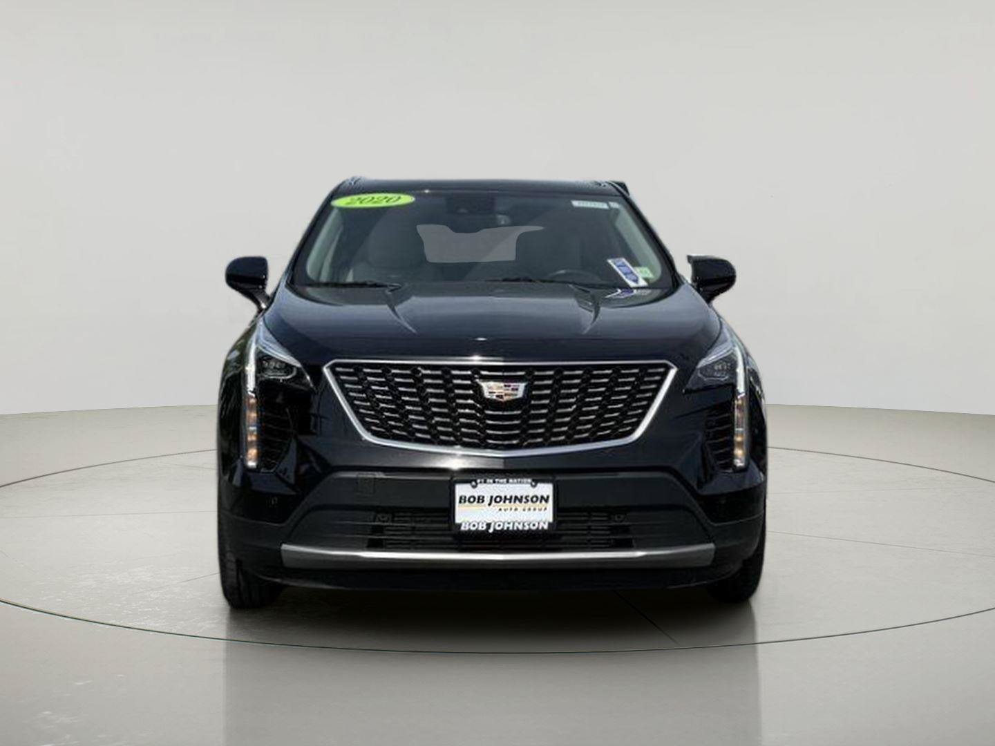 Used 2020 Cadillac XT4 Premium Luxury w/ Cold Weather Package FWD image 6