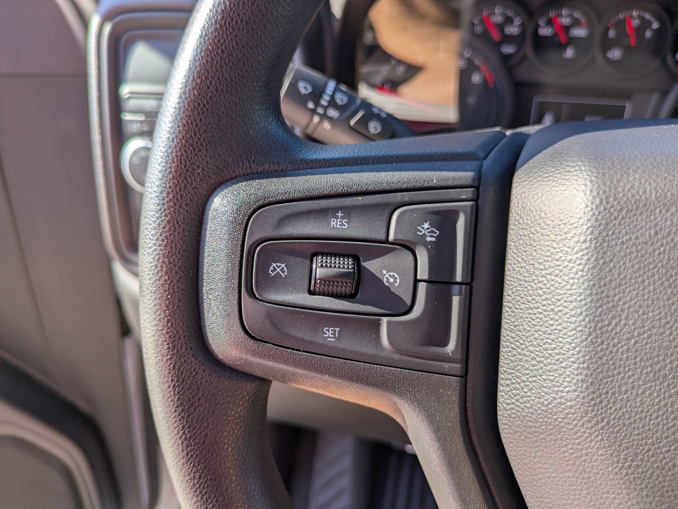 Used 2022 Chevrolet Silverado 1500 Custom RWD image 18