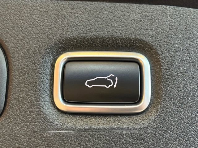 Used 2021 Kia Stinger GT2 image 38