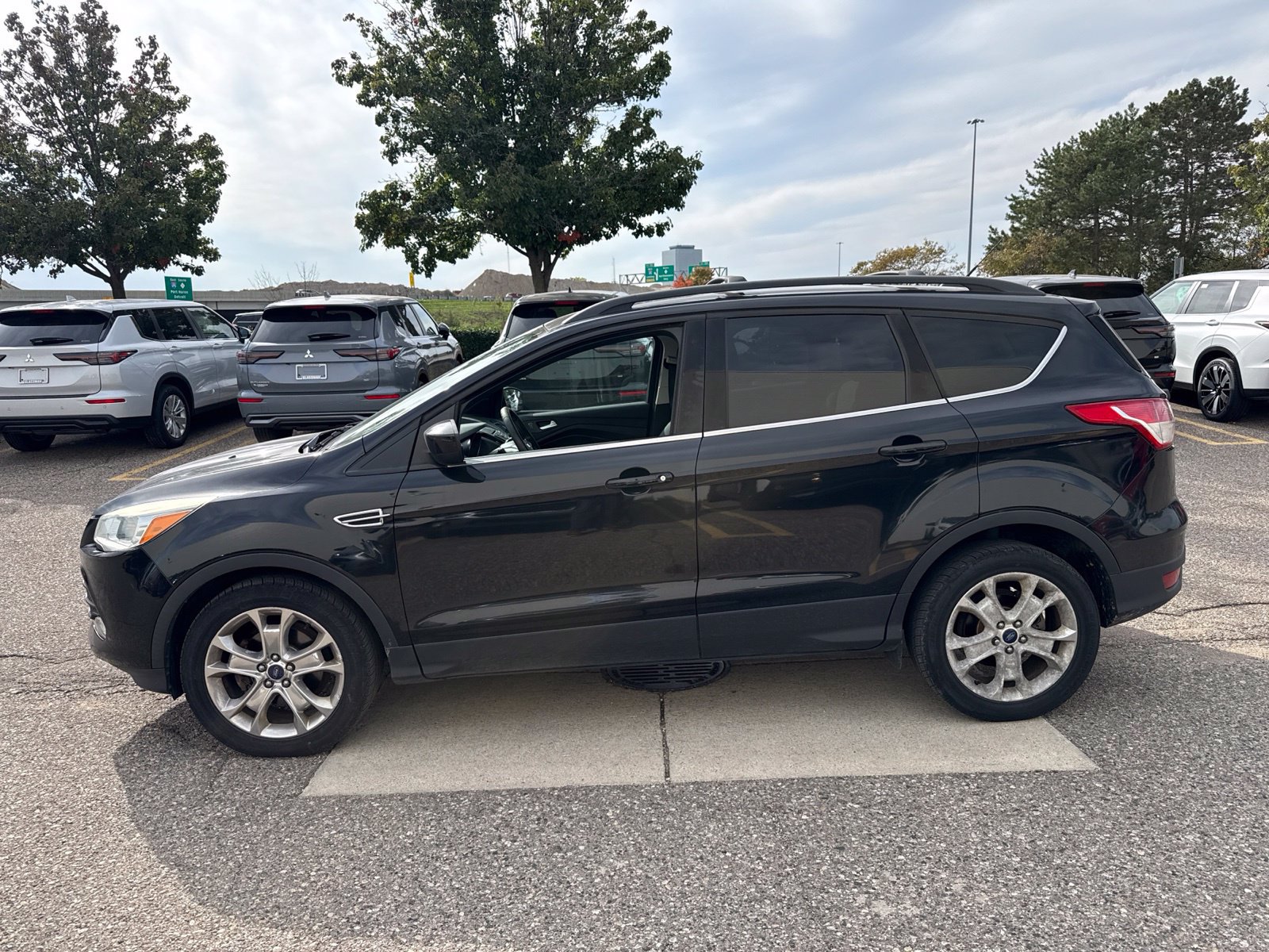 Used 2013 Ford Escape SE FWD image 3