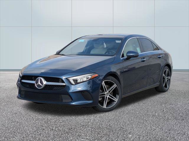 Used 2022 Mercedes-Benz A 220 image 1