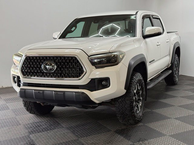 Used 2019 Toyota Tacoma TRD Off-Road AWD/4WD image 5