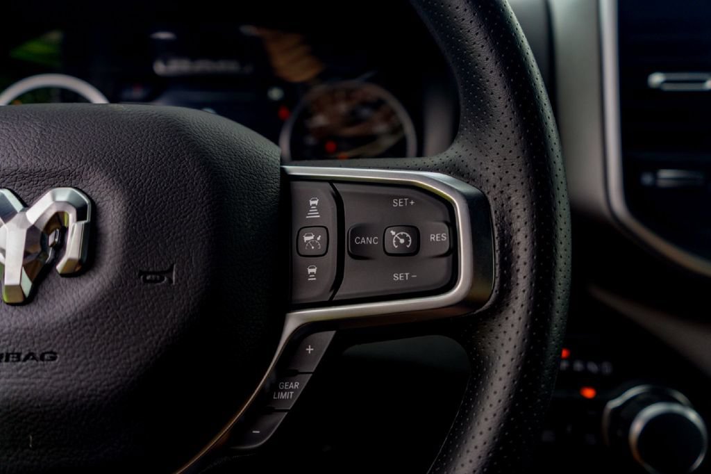 New 2026 RAM 1500 Express AWD/4WD image 14