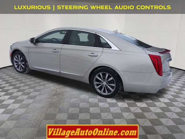 Used 2014 Cadillac XTS image 2
