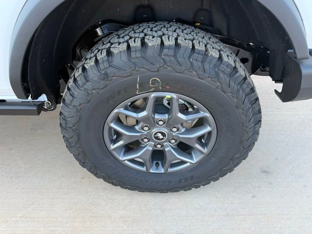 New 2025 Ford Bronco Badlands image 5