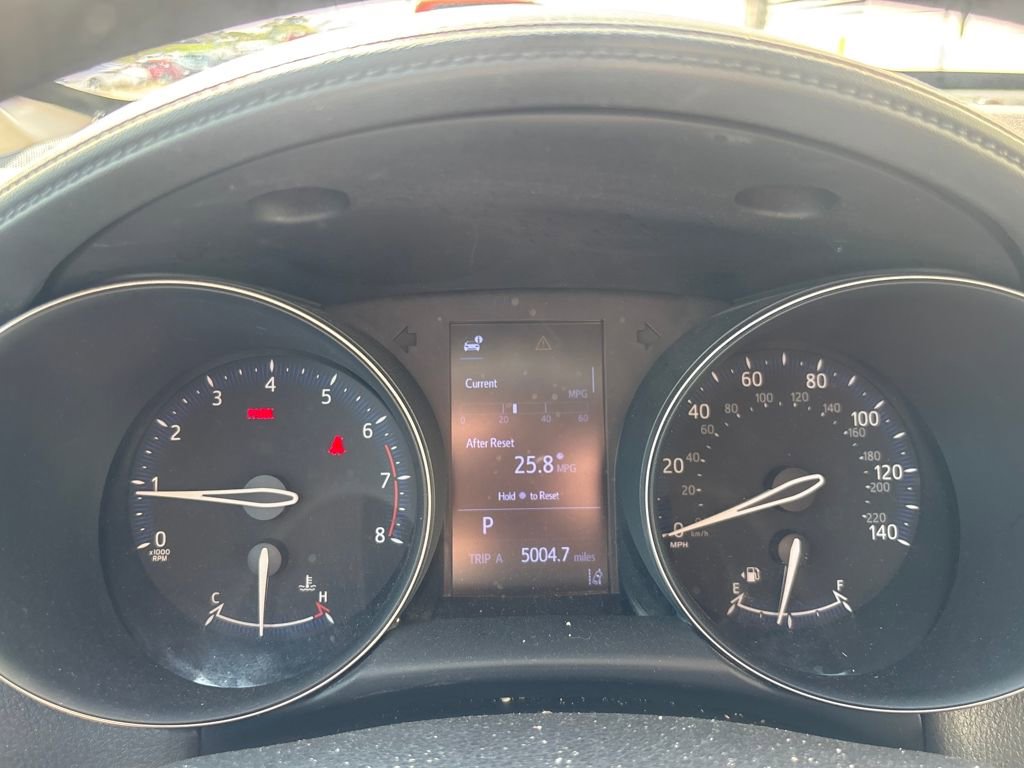 Used 2020 Toyota C-HR LE image 19