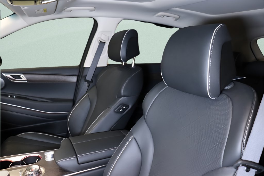 Certified 2025 Genesis GV80 2.5T Prestige AWD/4WD image 7
