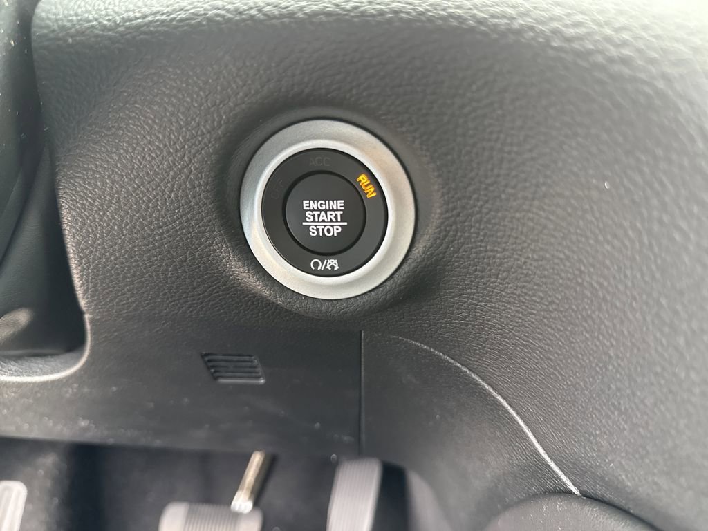 New 2026 Chrysler Pacifica Limited w/ S Appearance Package image 32