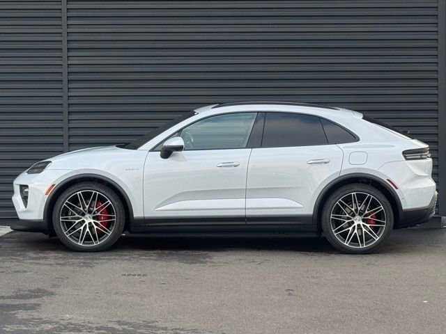 New 2025 Porsche Macan 4S Electric image 2