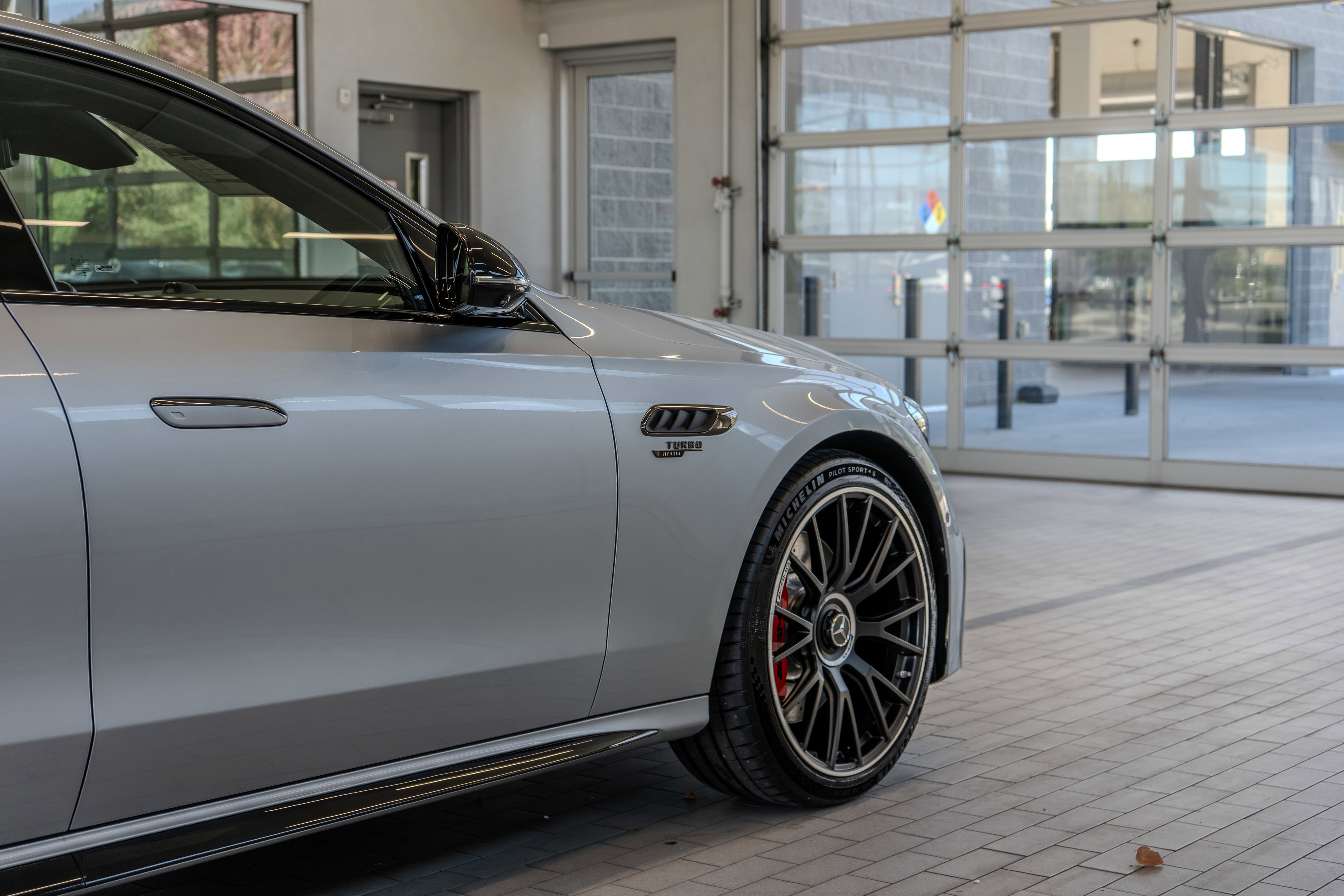 New 2026 Mercedes-Benz E 53 AMG e 4MATIC Sedan image 32