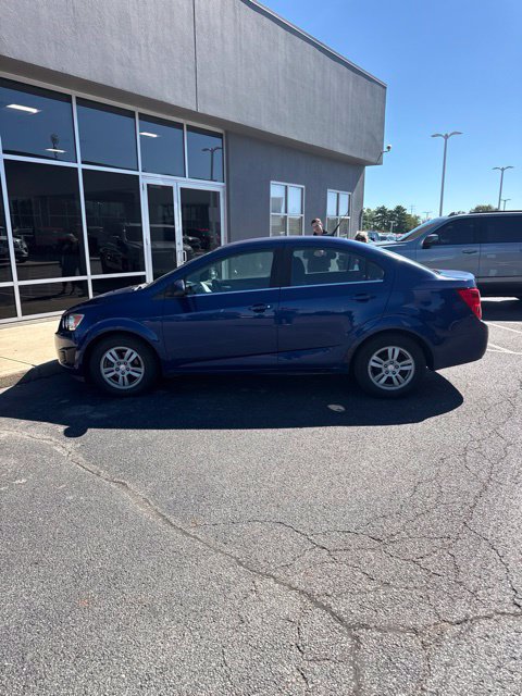 Used 2014 Chevrolet Sonic LT FWD image 3