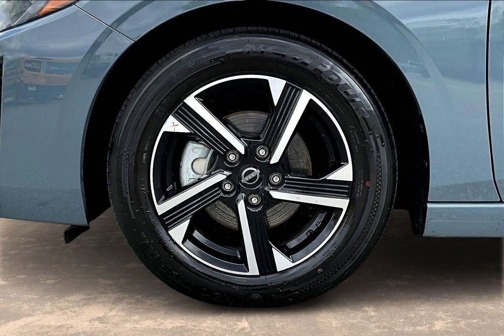 Used 2024 Nissan Sentra SV image 36