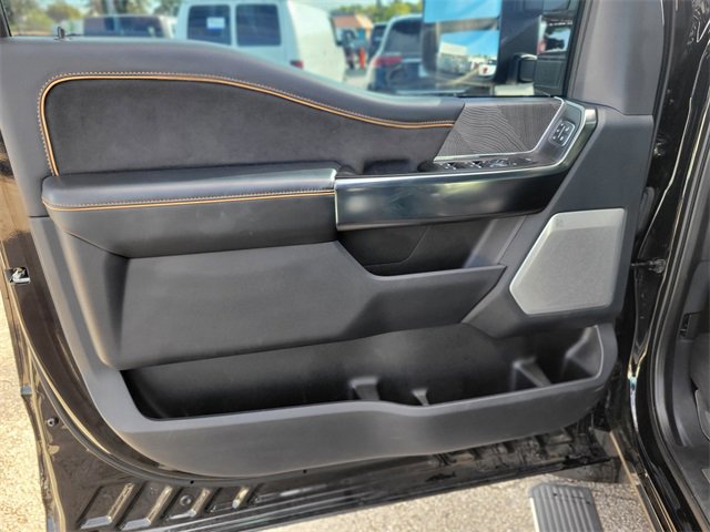 Used 2024 Ford F350 Platinum image 15