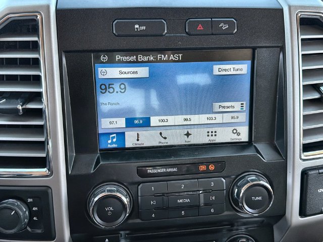Used 2017 Ford F250 Lariat w/ Lariat Ultimate Package AWD/4WD image 16