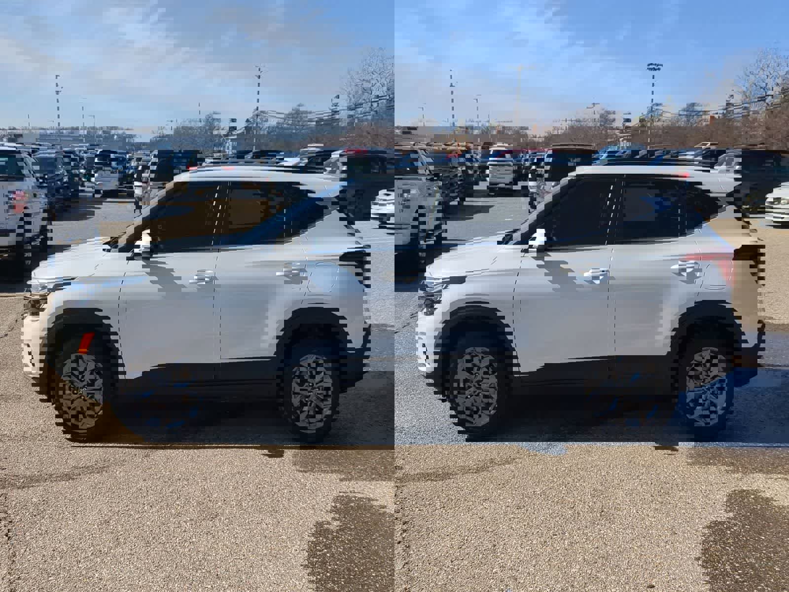 Used 2024 Kia Seltos S image 11