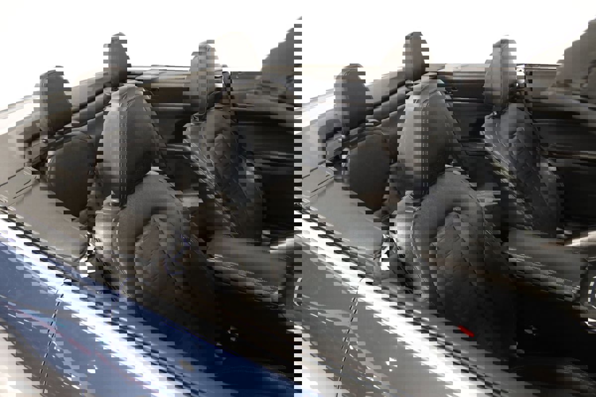 Used 2021 BMW 430i Convertible w/ Premium Package image 21