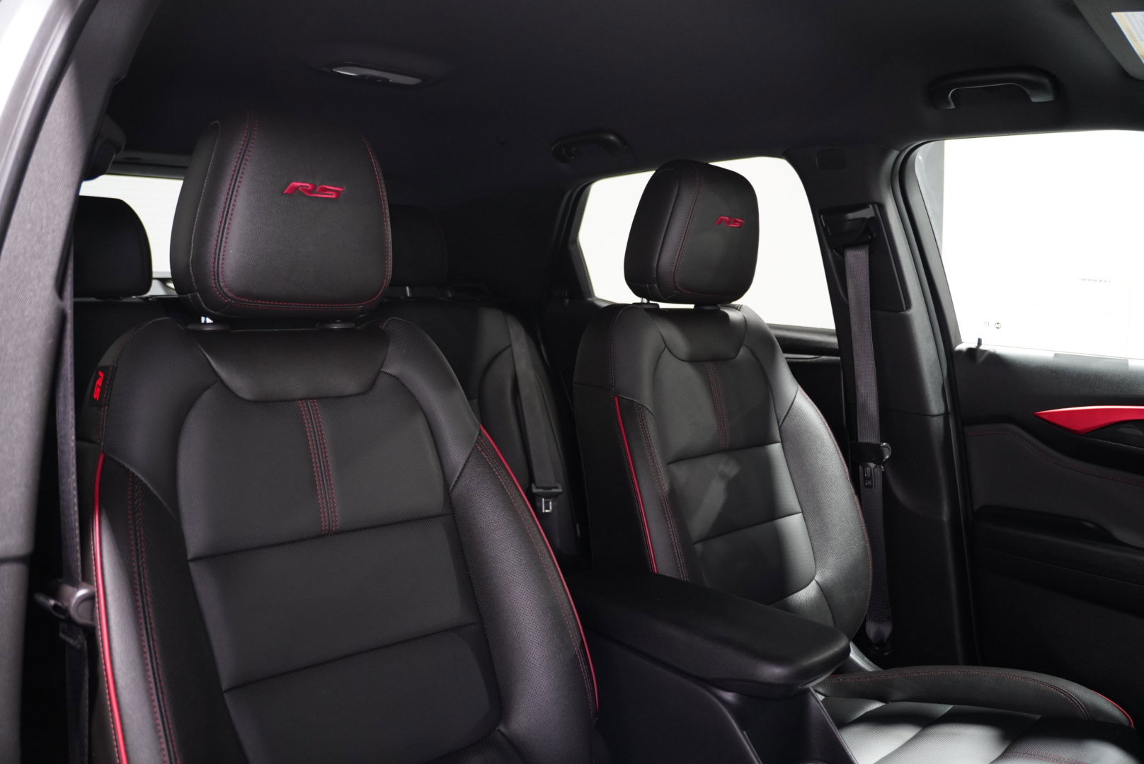 Used 2024 Chevrolet TrailBlazer RS w/ Convenience Package image 14